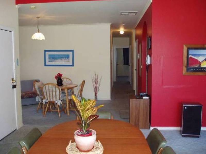 102 Second Avenue, Rosebud VIC 3939