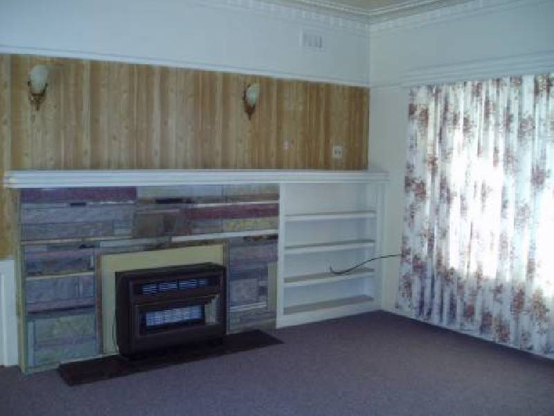 4 Foam Street, Rosebud VIC 3939