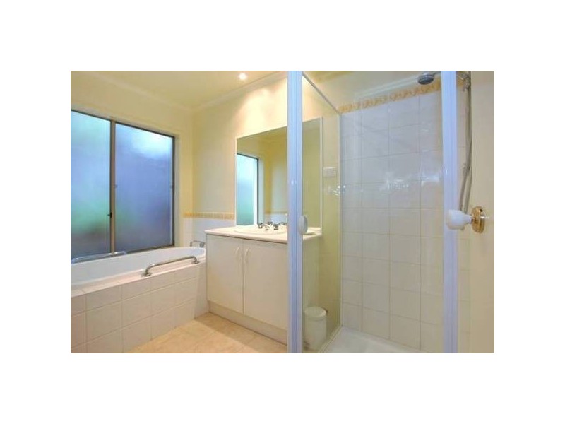 Loch Fyne Court, Sorrento VIC 3943