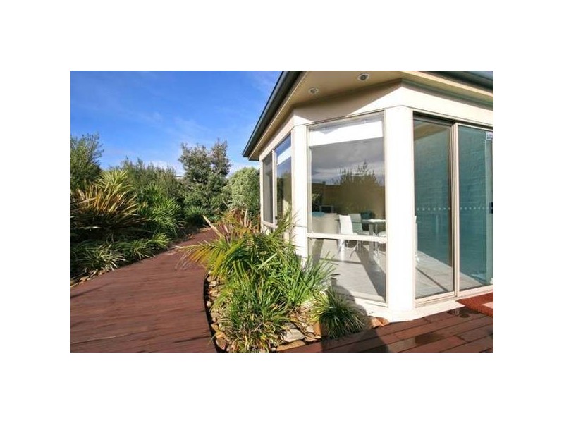 Loch Fyne Court, Sorrento VIC 3943