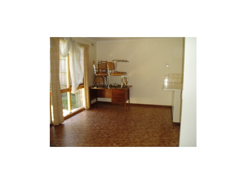 Leon Avenue, Rosebud VIC 3939