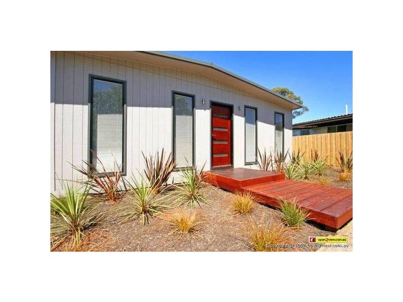 11 Woonton Street, Rosebud VIC 3939