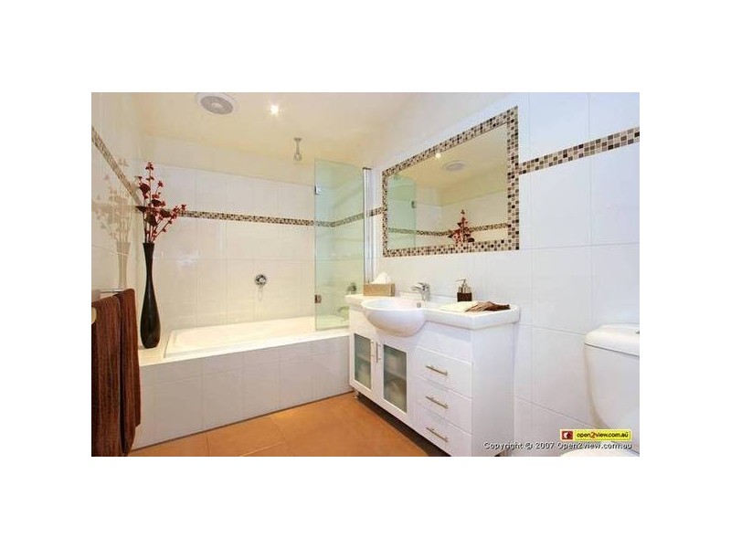 11 Woonton Street, Rosebud VIC 3939