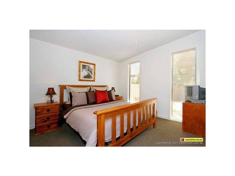 11 Woonton Street, Rosebud VIC 3939