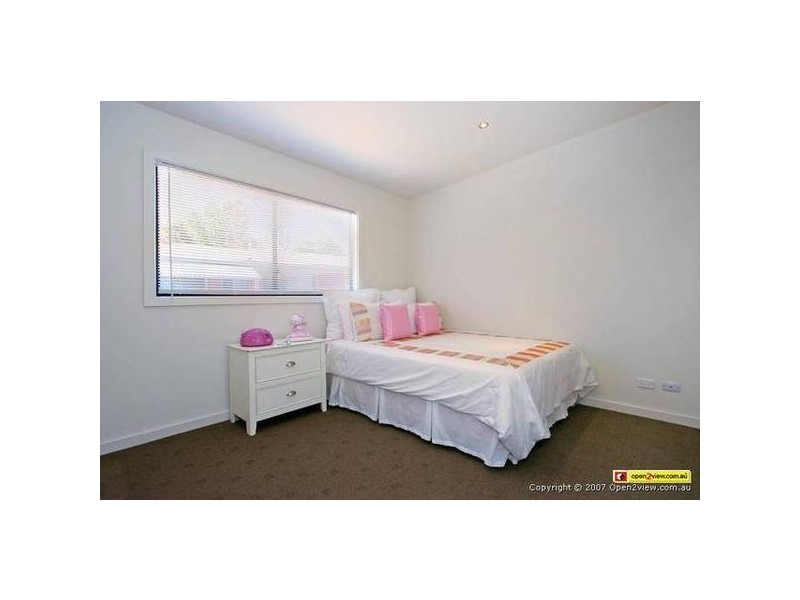 11 Woonton Street, Rosebud VIC 3939