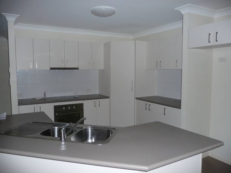 128 Edwards Street, Raceview QLD 4305