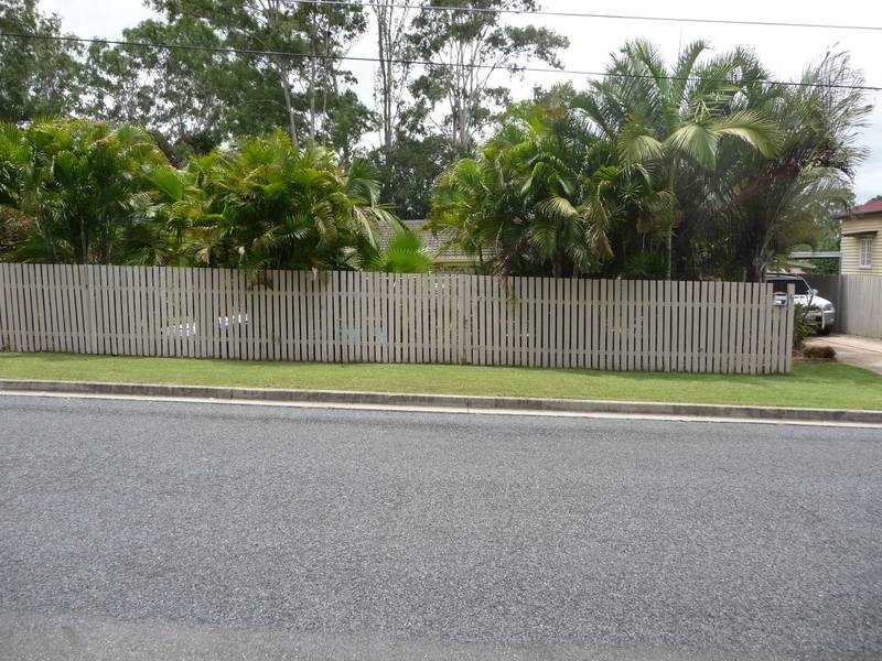 30 Caroline St, Riverview QLD 4303
