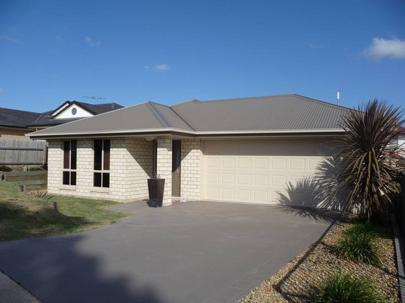 4 Abbey Cr, Springfield QLD 4300