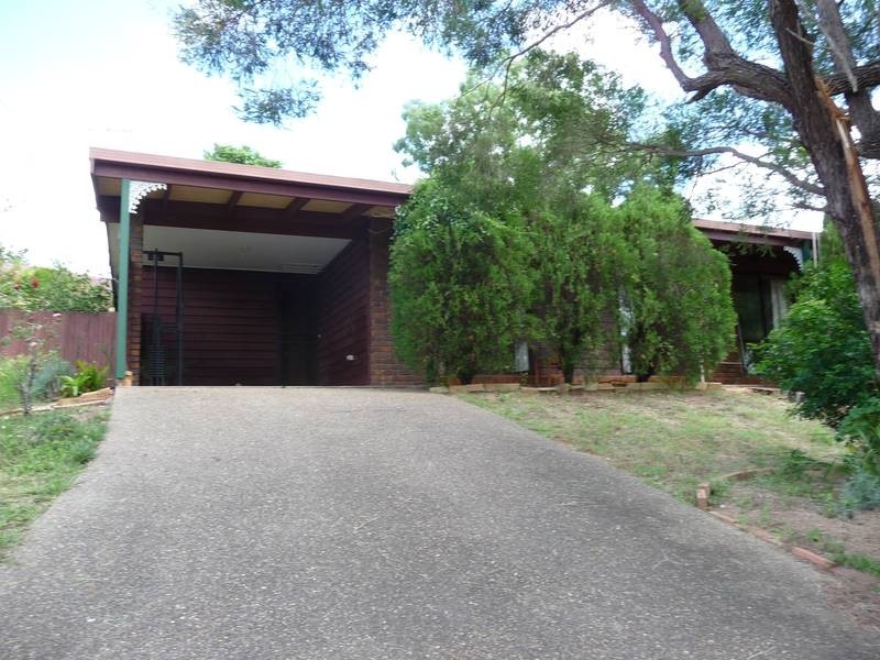 4 Leo Court, Collingwood Park QLD 4301