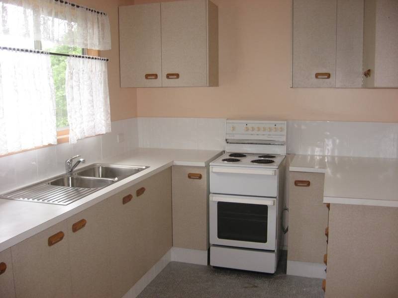 4 Alawoona Street, Redbank Plains QLD 4301