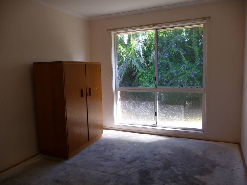 16 Milgate St, Collingwood Park QLD 4301