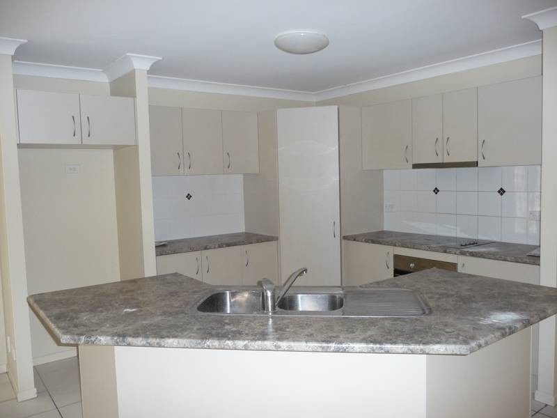 9 Macswiney Street, Collingwood Park QLD 4301