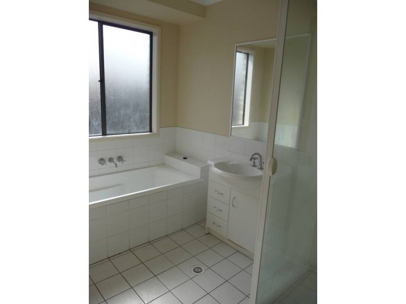 9 Macswiney Street, Collingwood Park QLD 4301