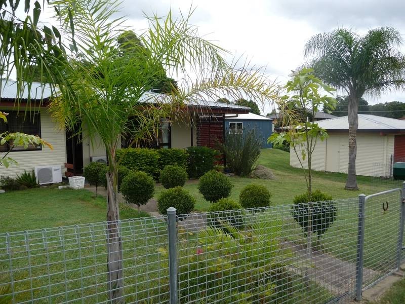61 Goondoola St, Redbank Plains QLD 4301