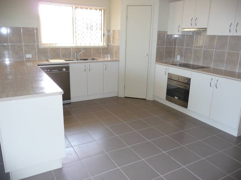 5 Tait Avenue, Redbank Plains QLD 4301