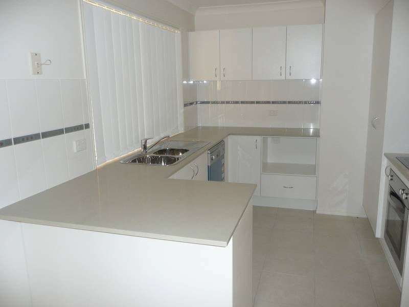 17 O’Kelly Court, Collingwood Park QLD 4301