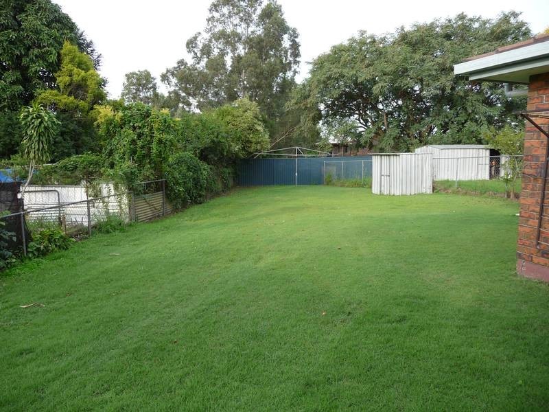 8 Old Logan Road, Gailes QLD 4300
