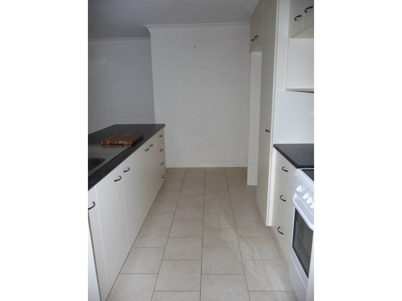 8 Old Logan Road, Gailes QLD 4300