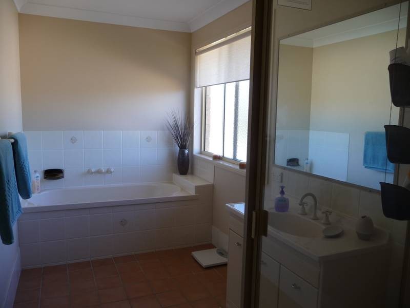 Collingwood Park QLD 4301