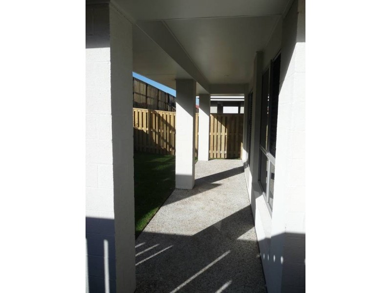 70 Harold Reinhardt Drive, Redbank Plains QLD 4301