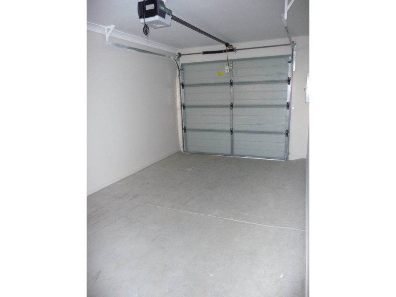 70 Harold Reinhardt Drive, Redbank Plains QLD 4301