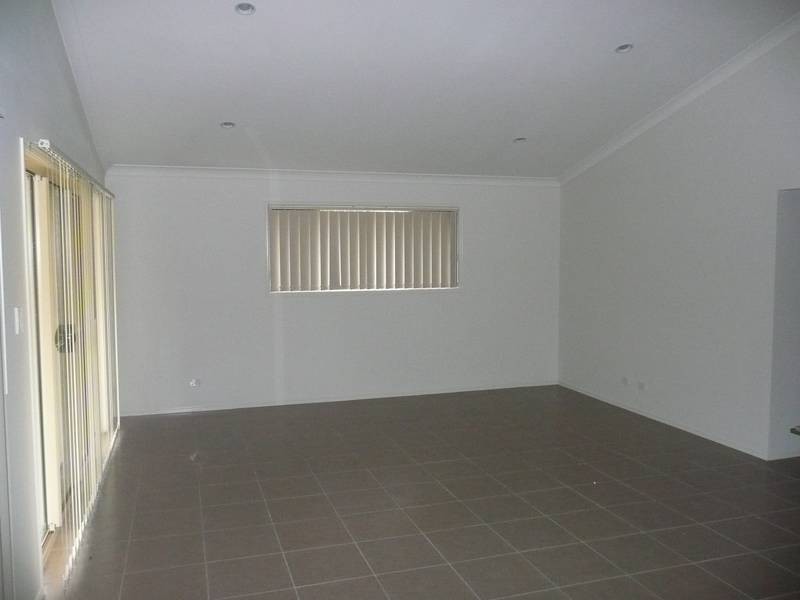 7 O’Kelly Court, Collingwood Park QLD 4301