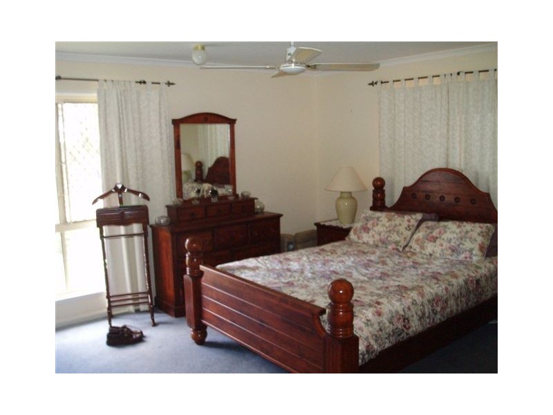 12 Whitlam Drive, Collingwood Park QLD 4301