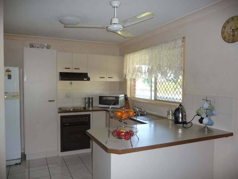 4 fisher Street, Collingwood Park QLD 4301