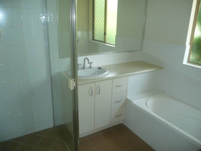 5/25 Law Street, Redbank QLD 4301