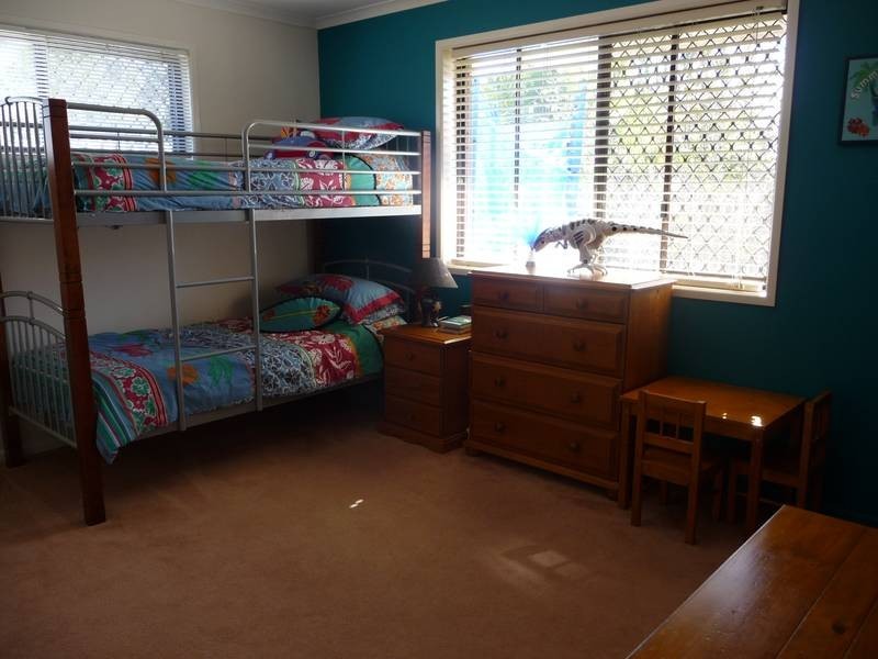 9 Eustace Court, Collingwood Park QLD 4301