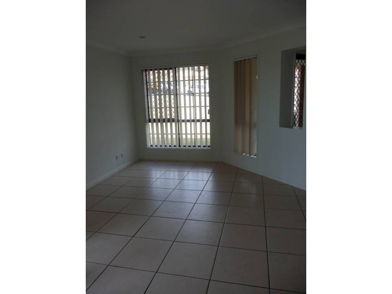 5 Sands Court, Collingwood Park QLD 4301