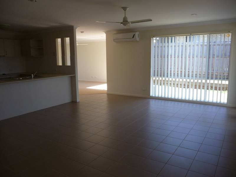 7 Hamill Place, Collingwood Park QLD 4301