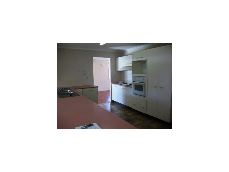 29 Hawke Avenue, Collingwood Park QLD 4301