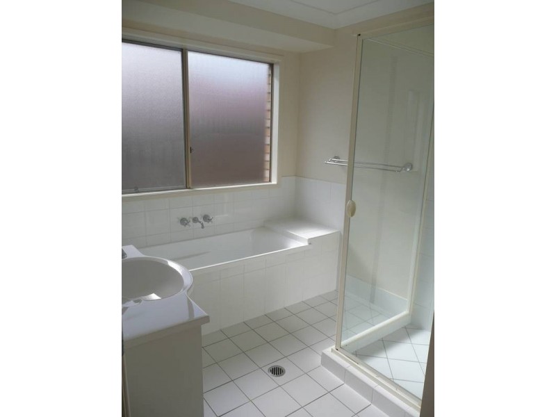 3 Acacia Close, Raceview QLD 4305