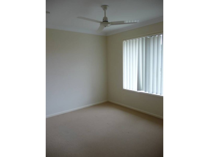 8 Kitching Court, Collingwood Park QLD 4301