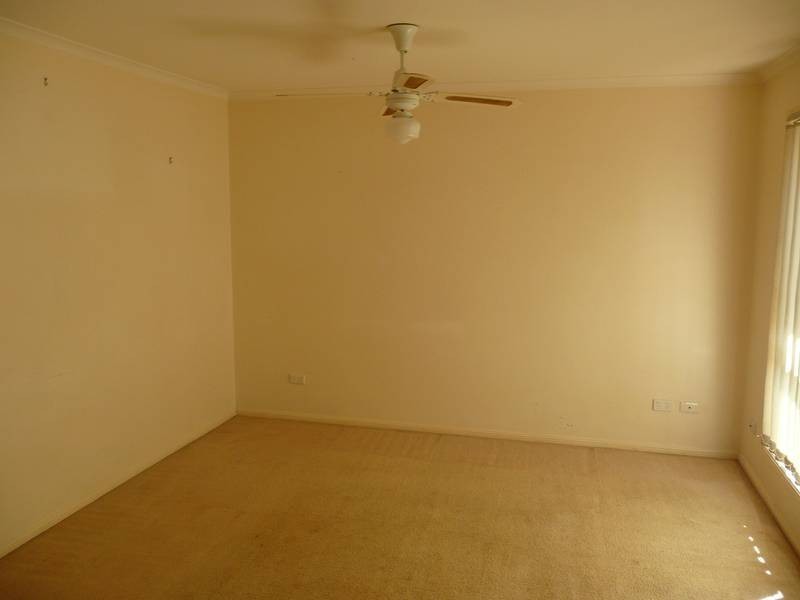 1/11 Hanlon Court, Collingwood Park QLD 4301