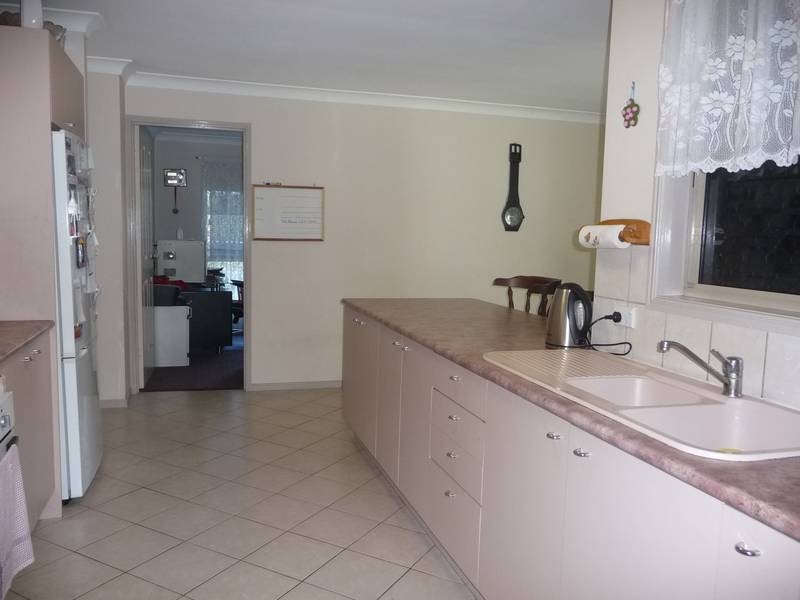 2 Theodore Court, Collingwood Park QLD 4301