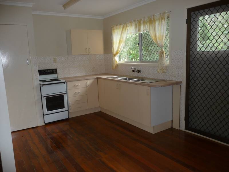 12 Fox Street, Redbank QLD 4301