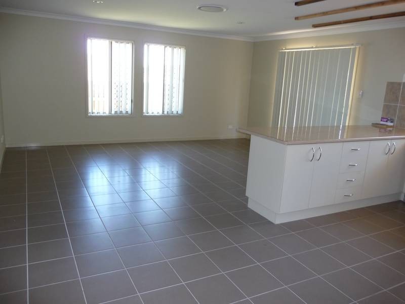 5 Tait Avenue, Redbank Plains QLD 4301