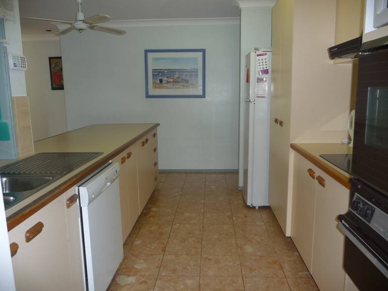 4 W G Hayden Drive, Collingwood Park QLD 4301