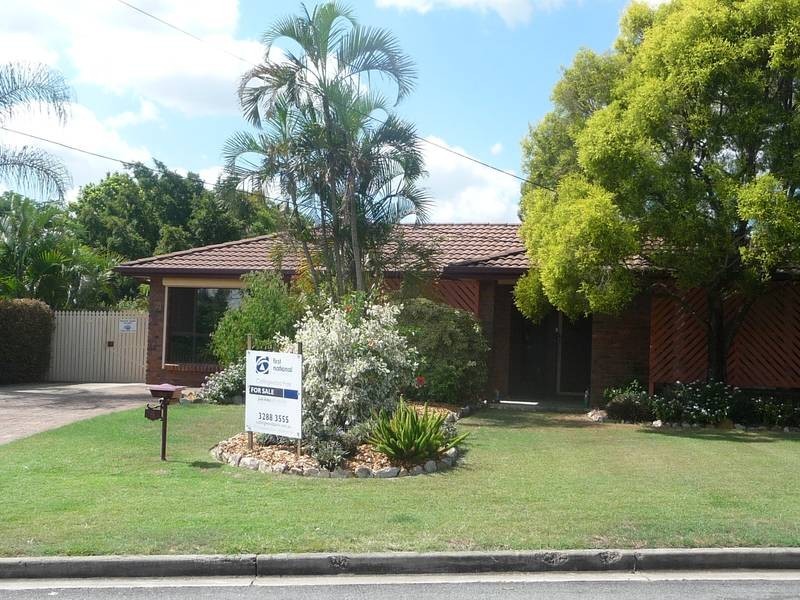 4 W G Hayden Drive, Collingwood Park QLD 4301