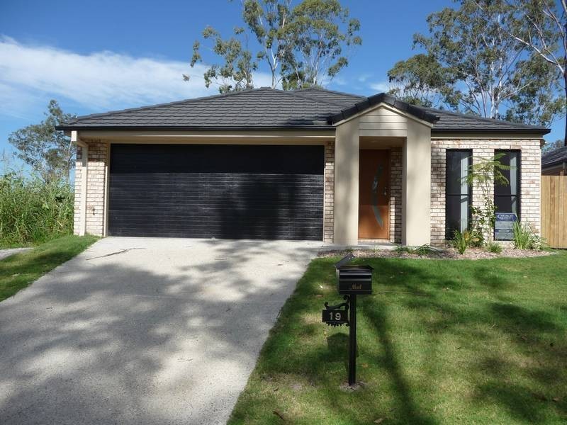 19 O’Kelly Court, Collingwood Park QLD 4301
