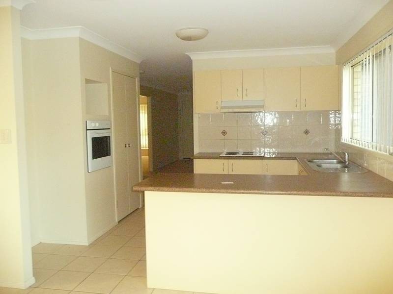 35 Goss, Collingwood Park QLD 4301