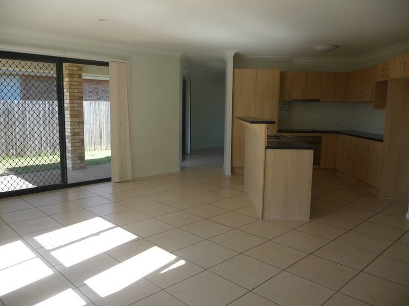 5 sands court, Collingwood Park QLD 4301