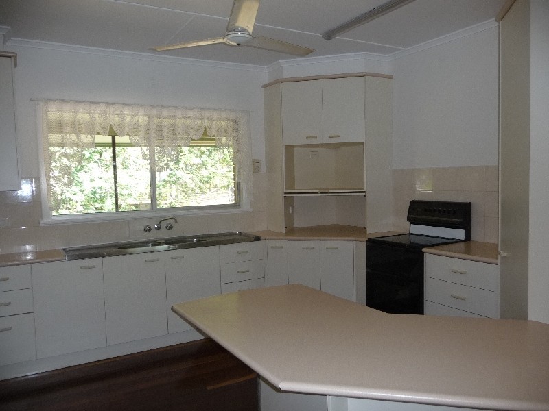 41 Ipswich Street, Riverview QLD 4303