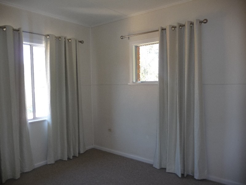 41 Ipswich Street, Riverview QLD 4303