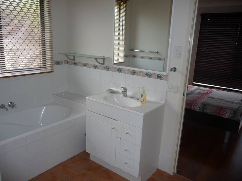 10 Tambo Court, Collingwood Park QLD 4301