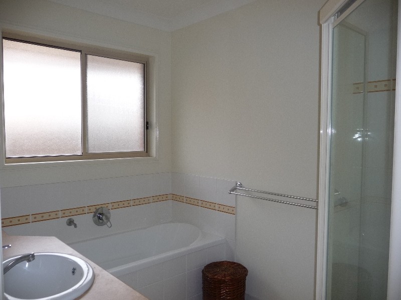 91 Collins Street, Collingwood Park QLD 4301