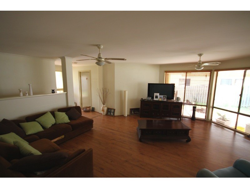 16 Millwood Tce, Springfield QLD 4300