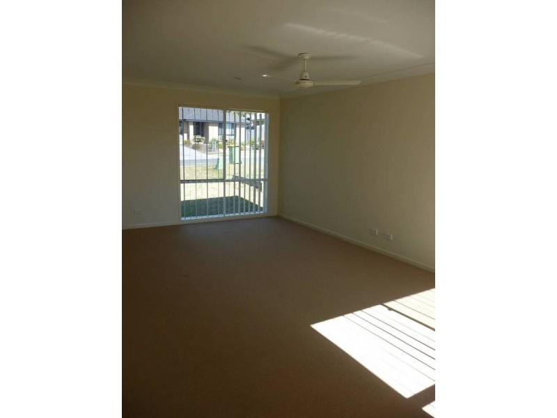 7 Hamill, Collingwood Park QLD 4301
